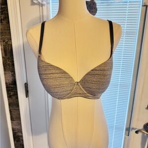 Victoria's Secret Pink Wear Everywear‎ Bra SZ 32 DD